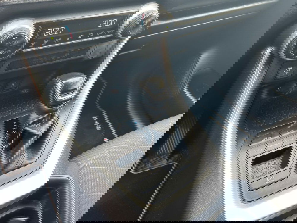 Toyota Rav4 usata a Piacenza (17)