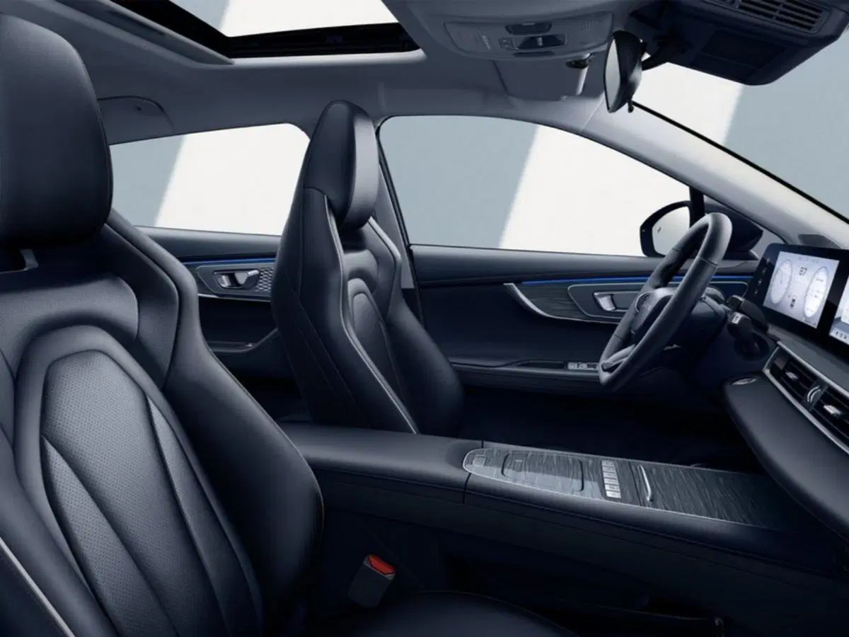 Omoda Omoda 5 SHS-H nuova a Roma (3)