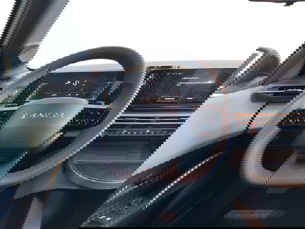 Lancia Ypsilon usata a Torino (12)