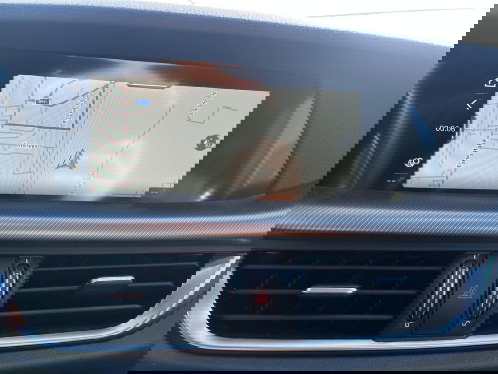 Alfa Romeo Stelvio usata a Milano (19)