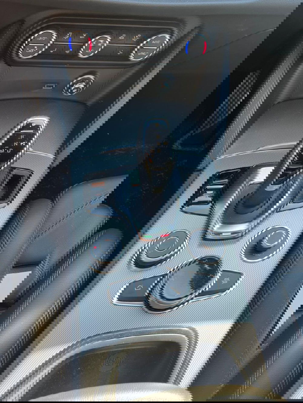 Alfa Romeo Stelvio usata a Milano (20)