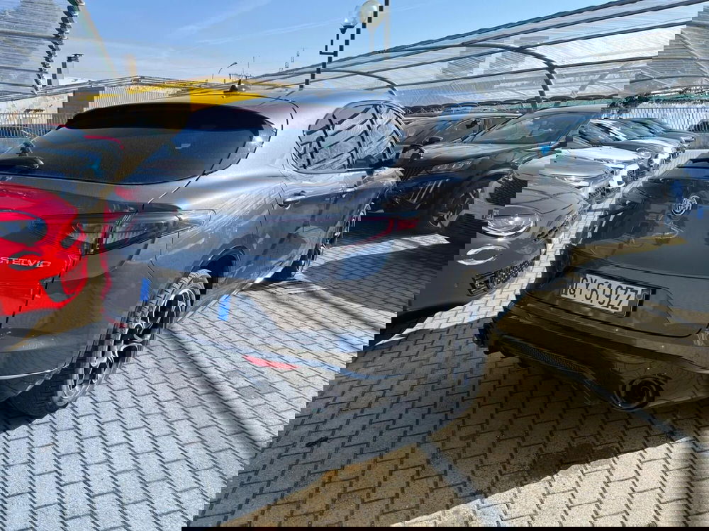 Alfa Romeo Stelvio usata a Milano (8)