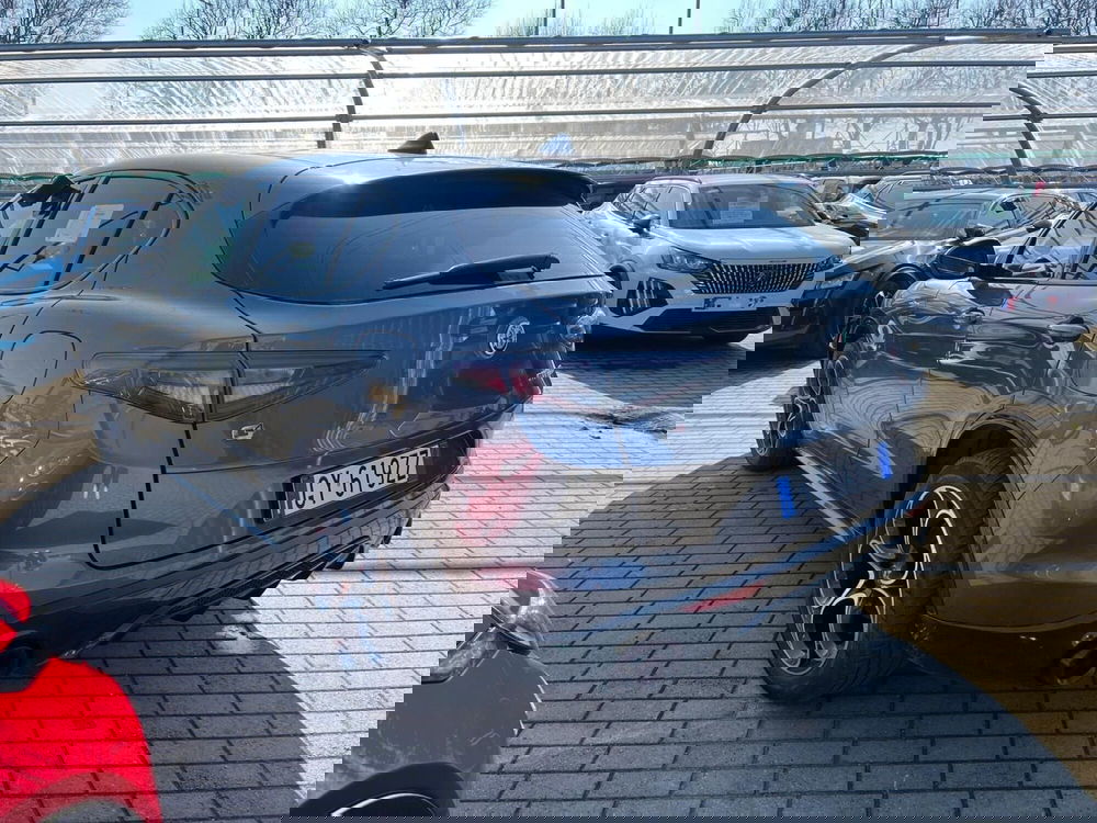 Alfa Romeo Stelvio usata a Milano (9)