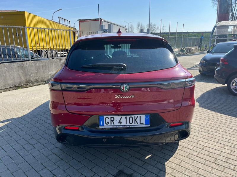 Alfa Romeo Tonale usata a Milano (10)
