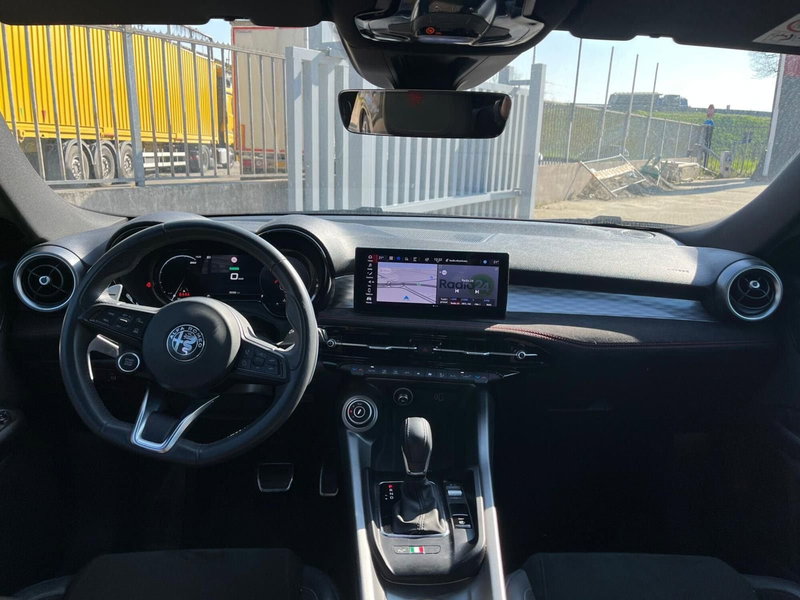Alfa Romeo Tonale usata a Milano (17)