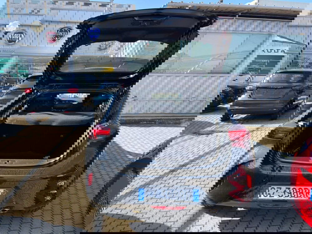 Opel Corsa usata a Milano (11)