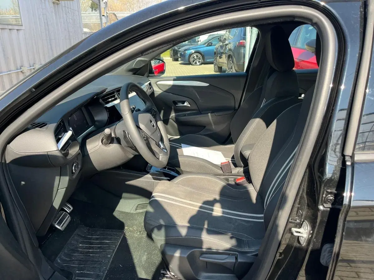 Opel Corsa usata a Milano (13)