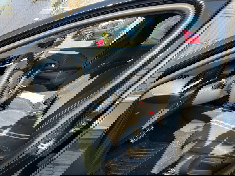 Opel Corsa usata a Milano (13)