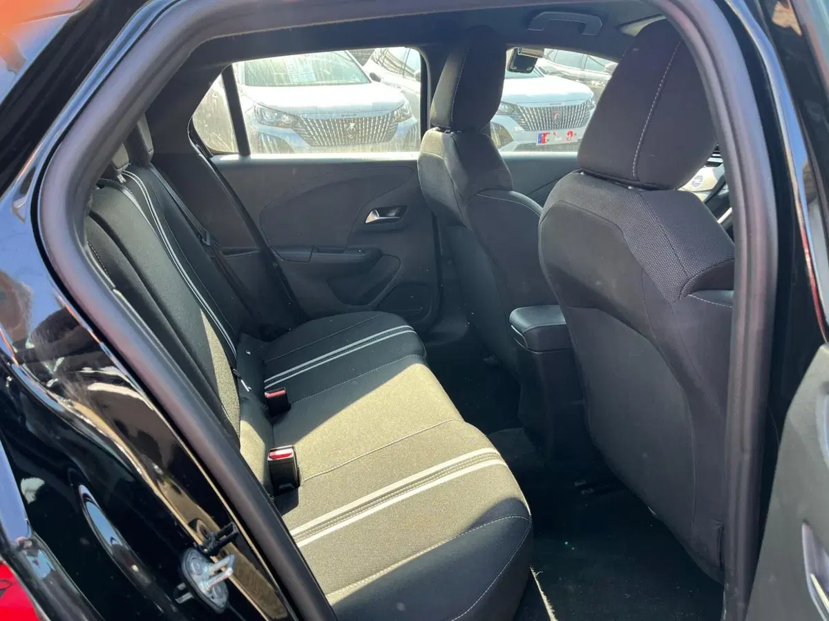 Opel Corsa usata a Milano (15)