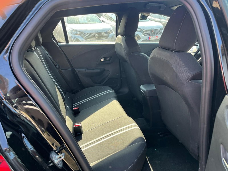 Opel Corsa usata a Milano (15)