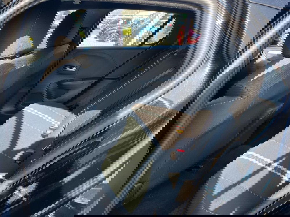 Opel Corsa usata a Milano (16)