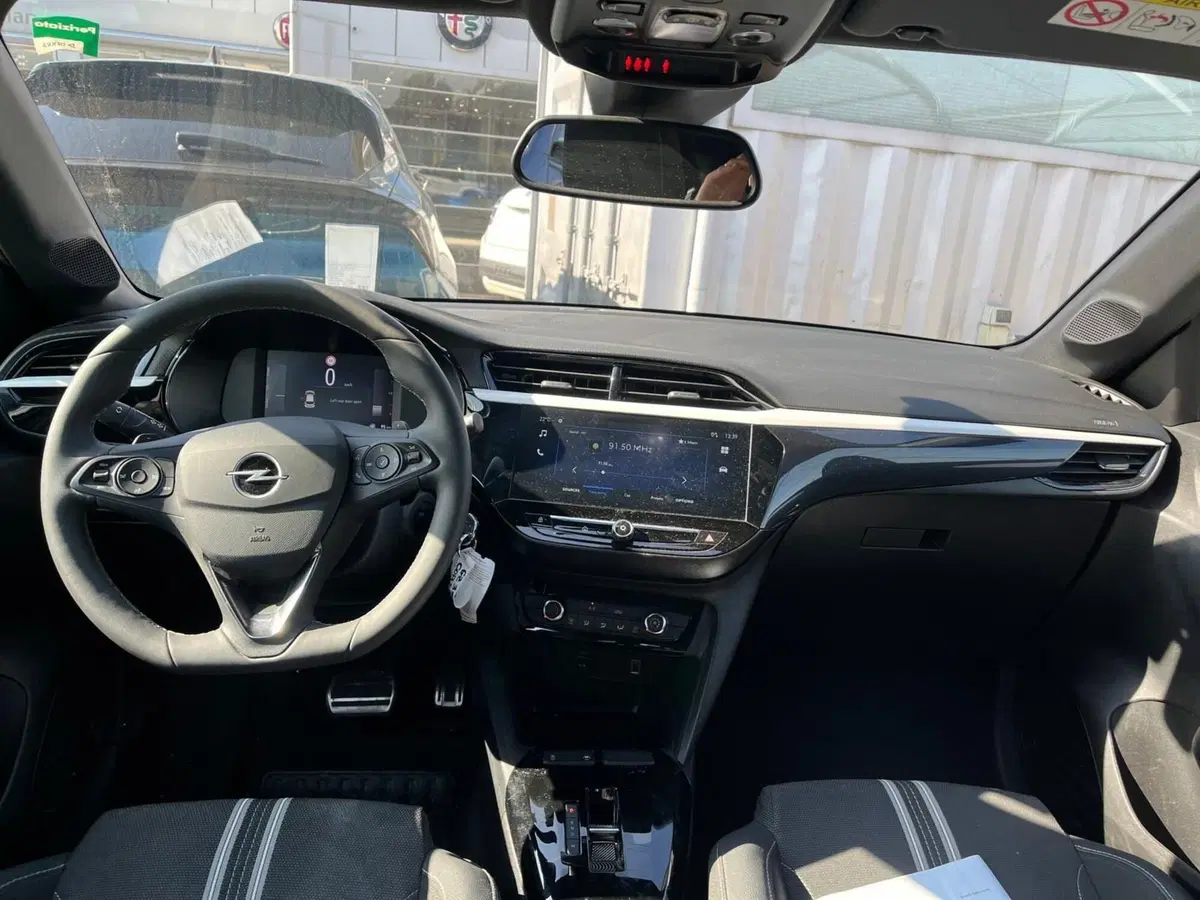 Opel Corsa usata a Milano (17)