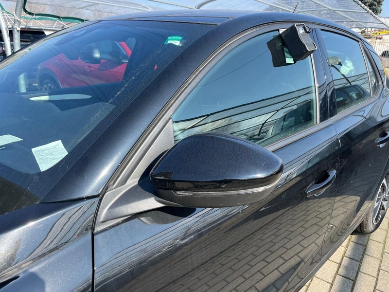 Opel Corsa usata a Milano (4)