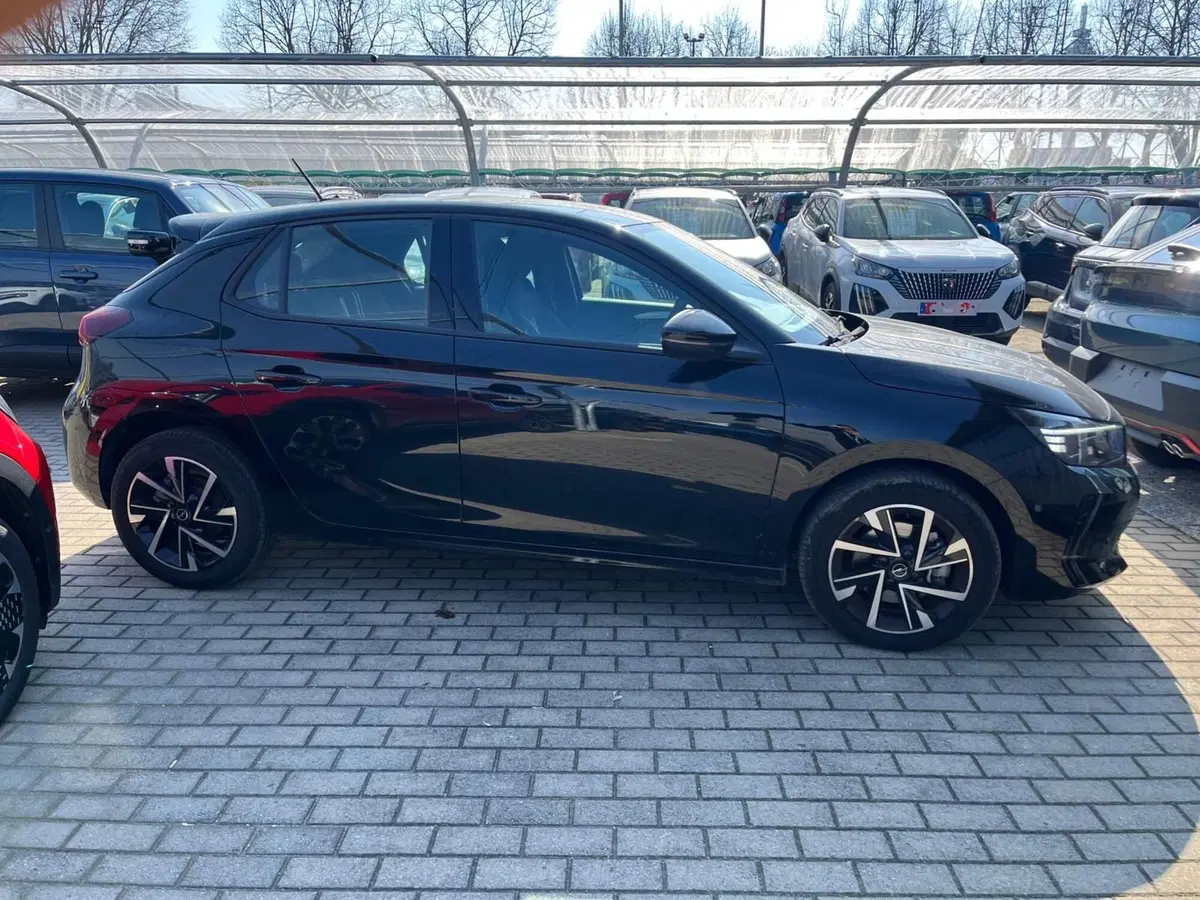 Opel Corsa usata a Milano (6)