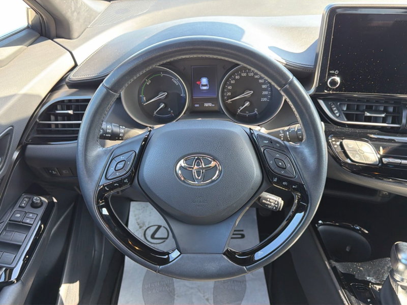 Toyota Toyota C-HR usata a Siracusa (11)
