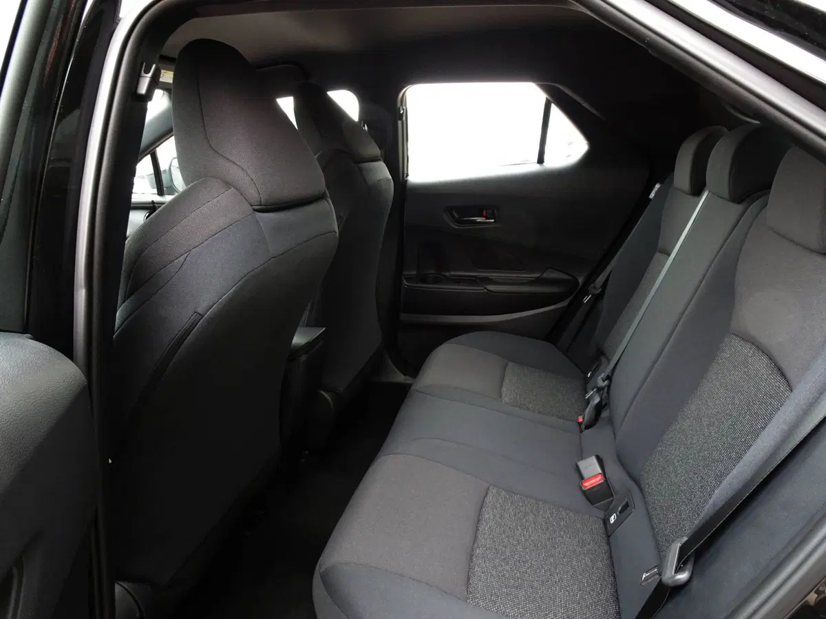 Toyota Toyota C-HR nuova a Treviso (11)