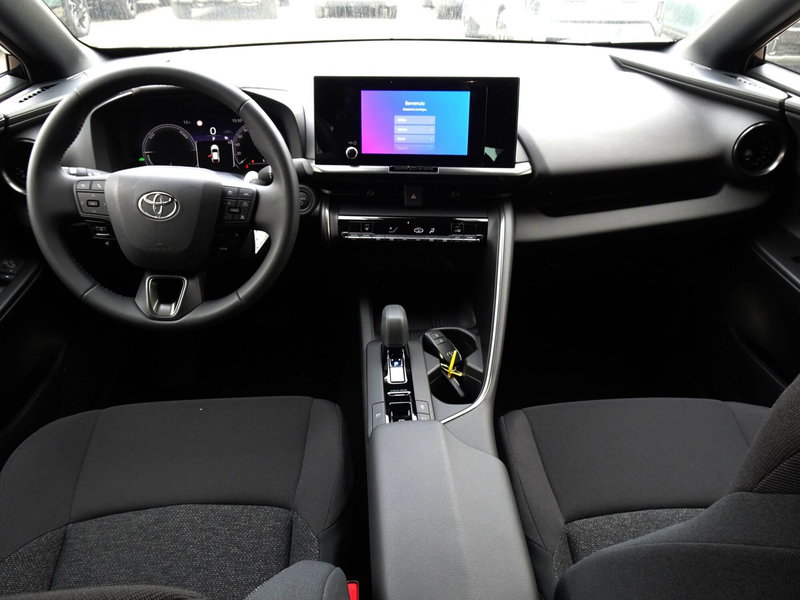 Toyota Toyota C-HR nuova a Treviso (13)