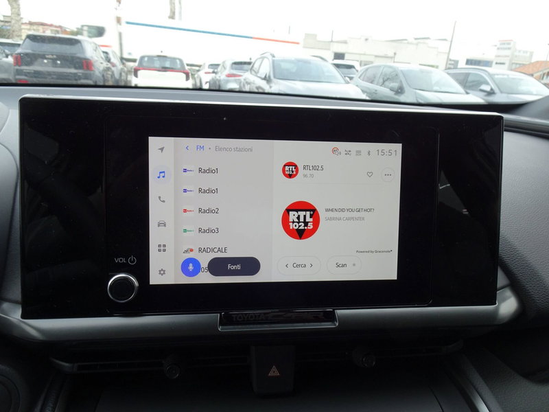 Toyota Toyota C-HR nuova a Treviso (17)