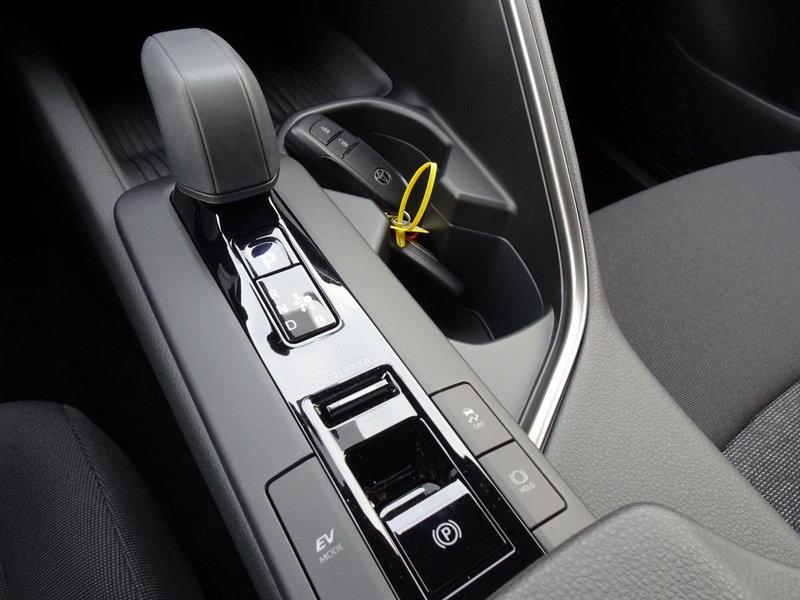 Toyota Toyota C-HR nuova a Treviso (19)