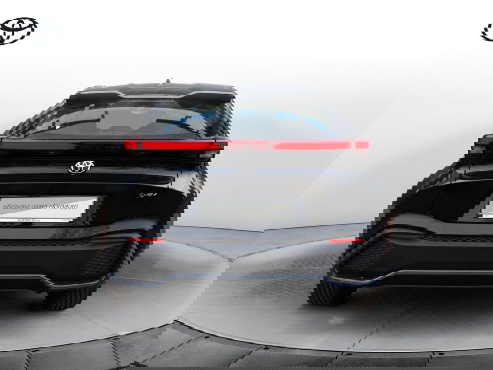 Toyota Toyota C-HR nuova a Treviso (6)