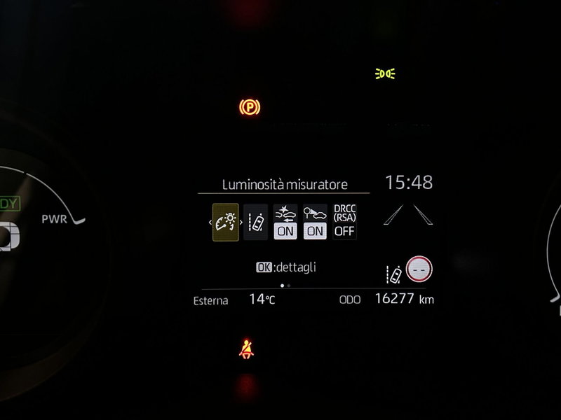 Toyota Yaris usata a Milano (12)