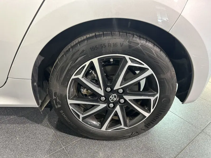 Toyota Yaris usata a Milano (14)