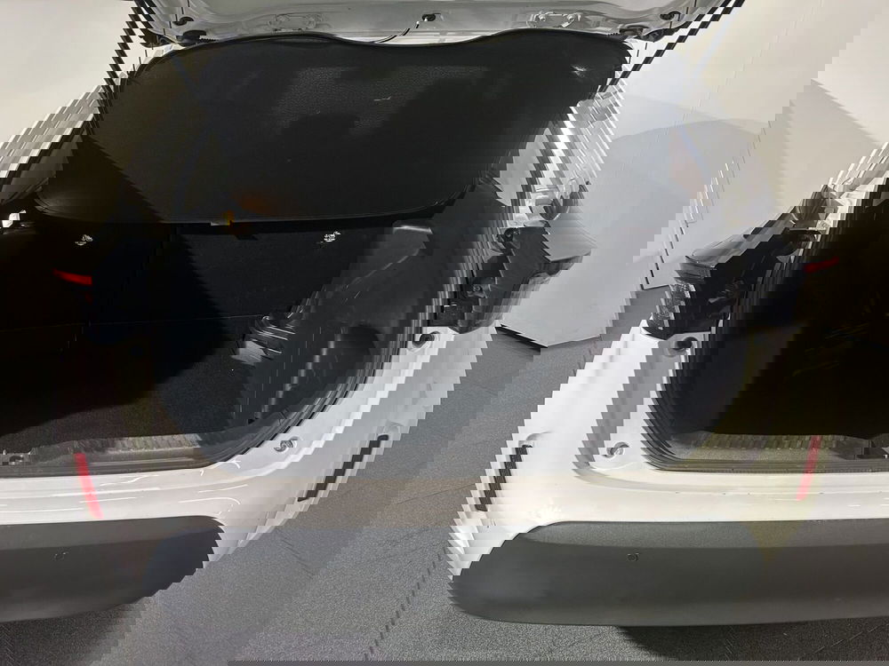 Toyota Yaris Cross usata a Milano (11)