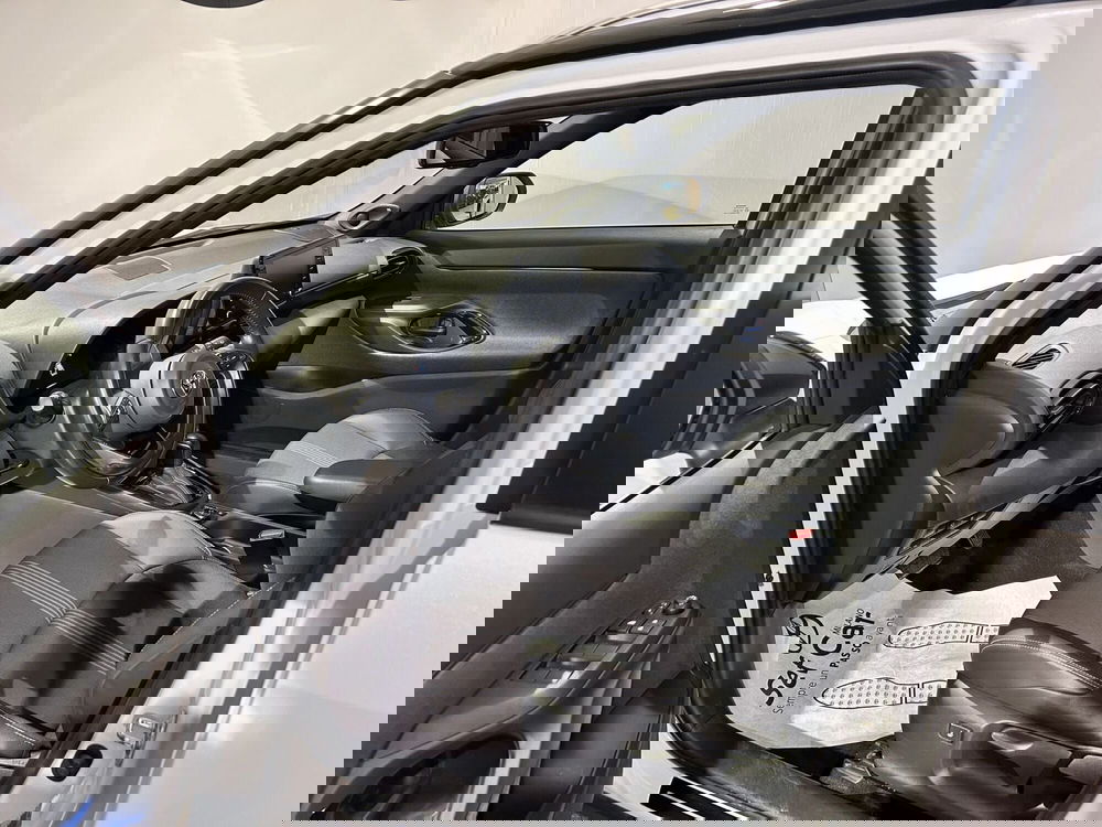 Toyota Yaris Cross usata a Milano (12)