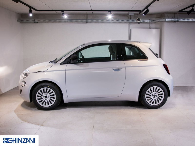 Fiat 500 nuova a Bergamo (5)