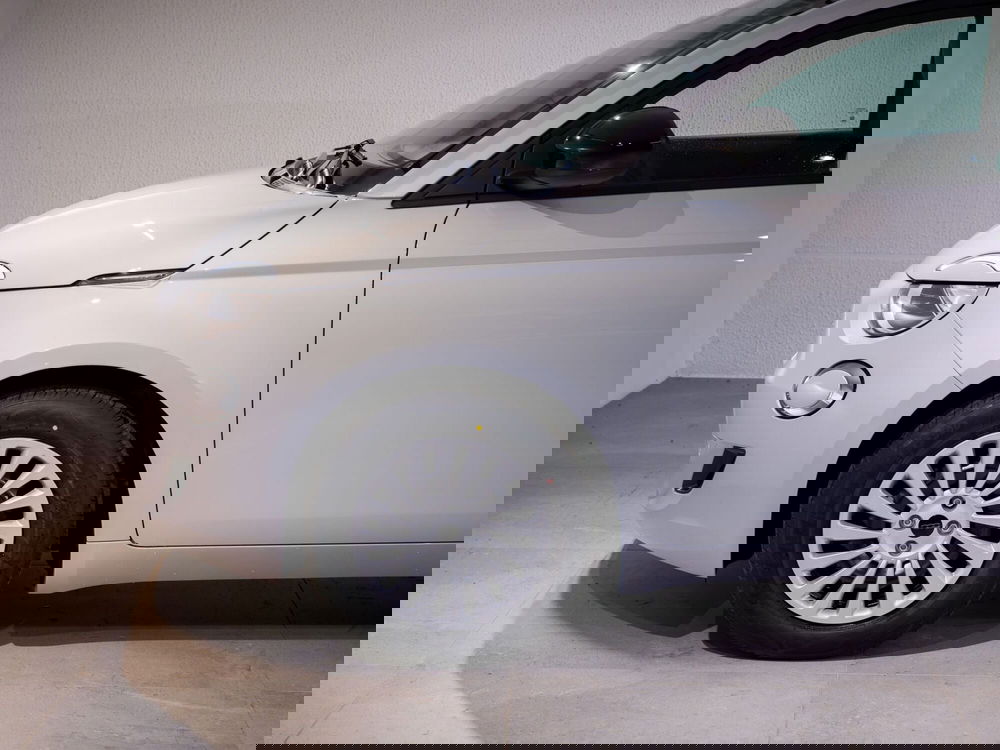 Fiat 500 nuova a Bergamo (9)