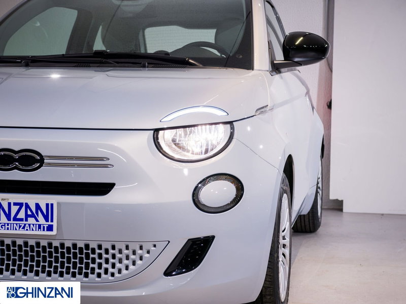 Fiat 500 nuova a Bergamo (16)