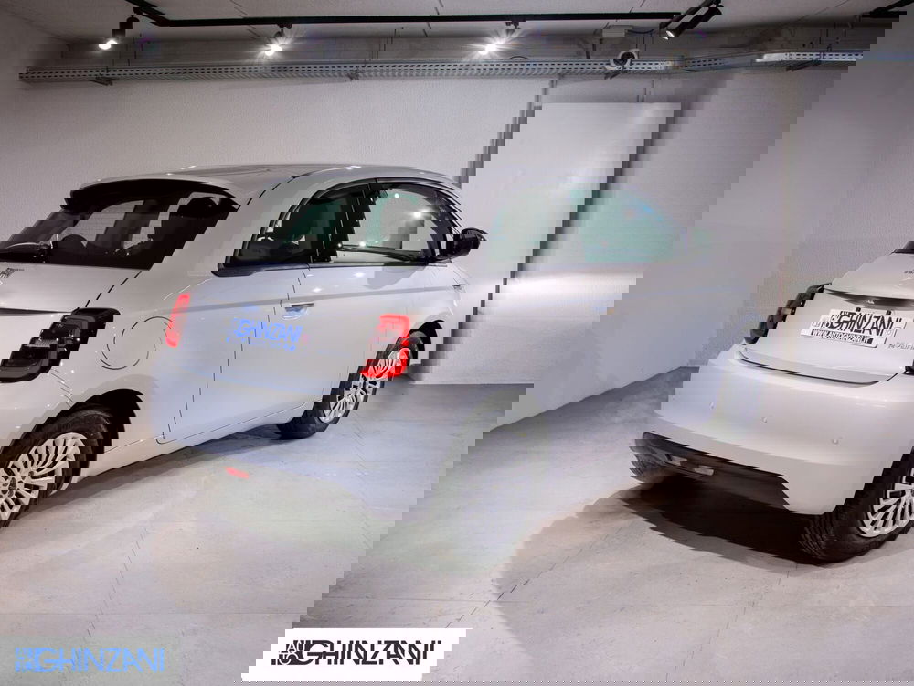 Fiat 500 nuova a Bergamo (7)