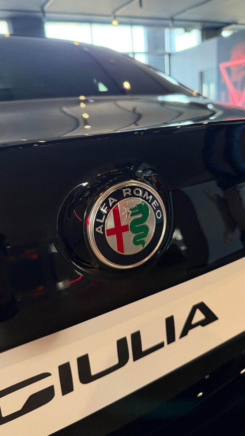 Alfa Romeo Giulia nuova a Chieti (2)