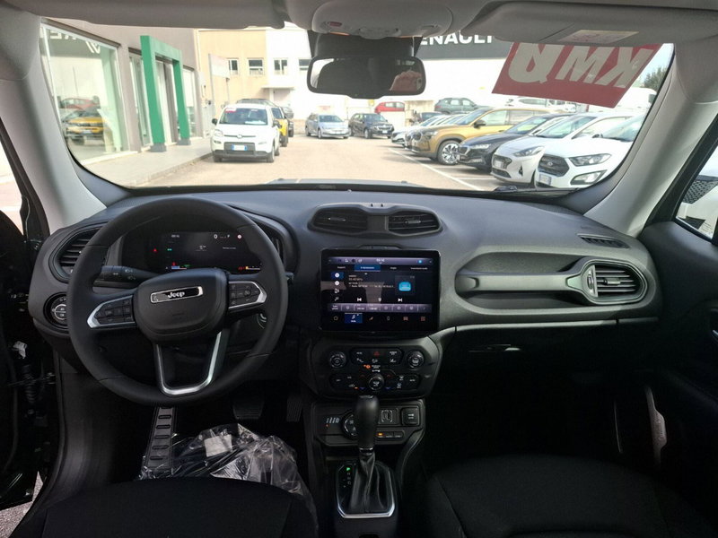 Jeep Renegade nuova a Ancona (18)