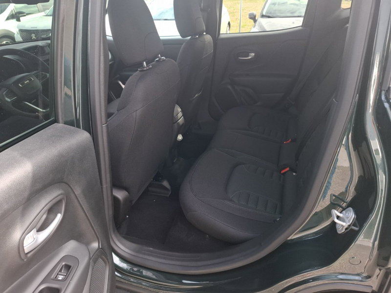 Jeep Renegade nuova a Ancona (19)