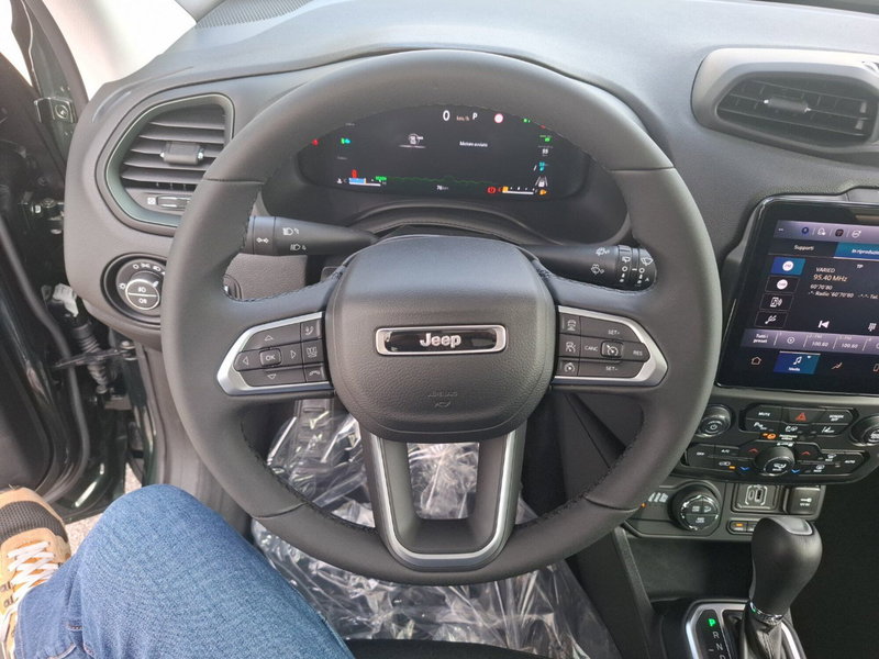 Jeep Renegade nuova a Ancona (20)