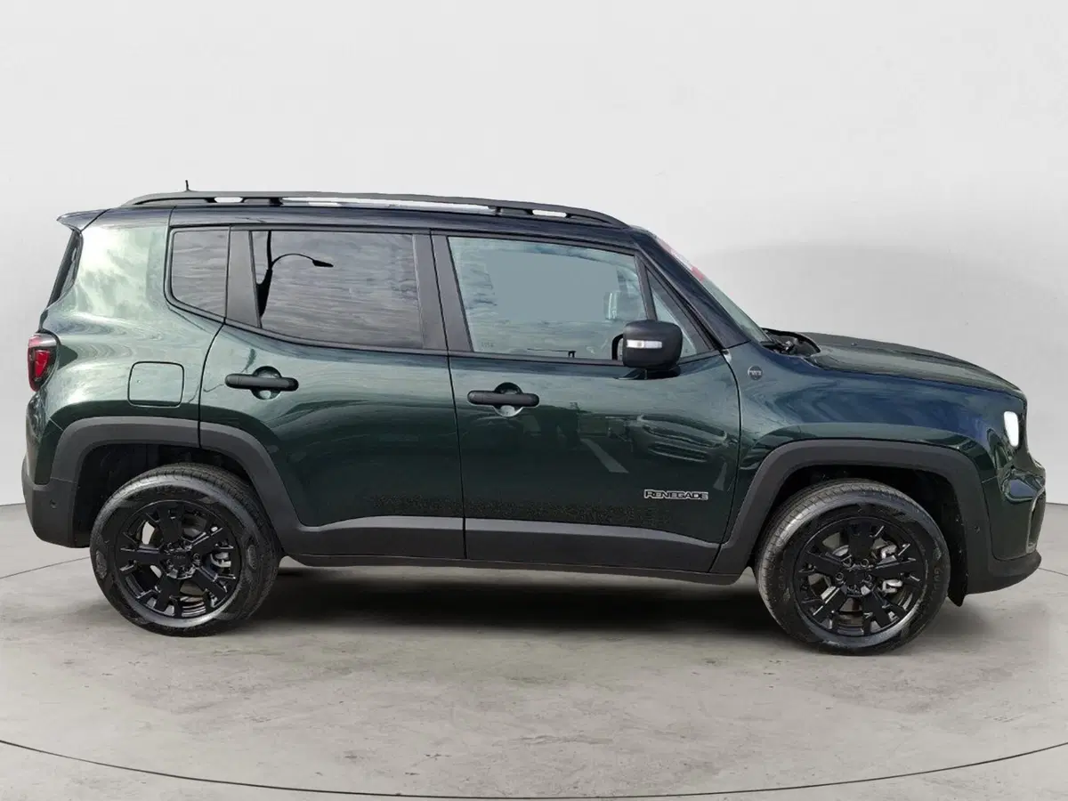 Jeep Renegade nuova a Ancona (6)