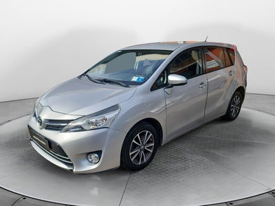Toyota Verso 1.6 D-4D Active 7 posti del 2014 usata a Imola