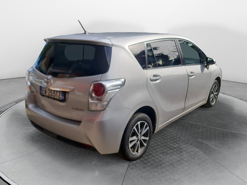 Toyota Verso usata a Bologna (6)