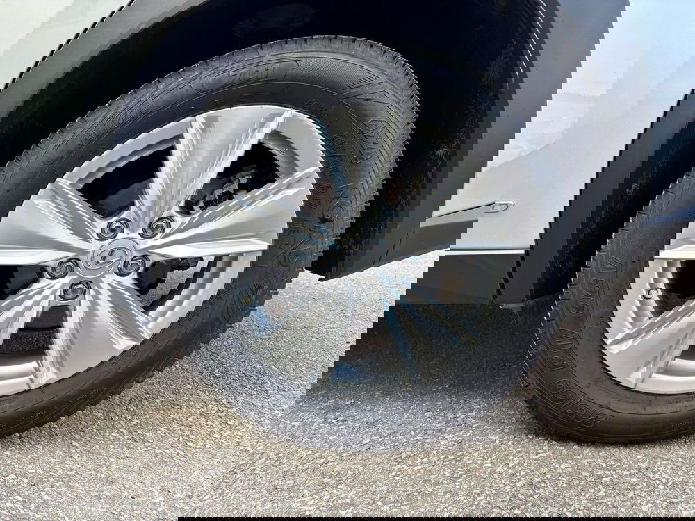 Lexus UX usata a Modena (15)