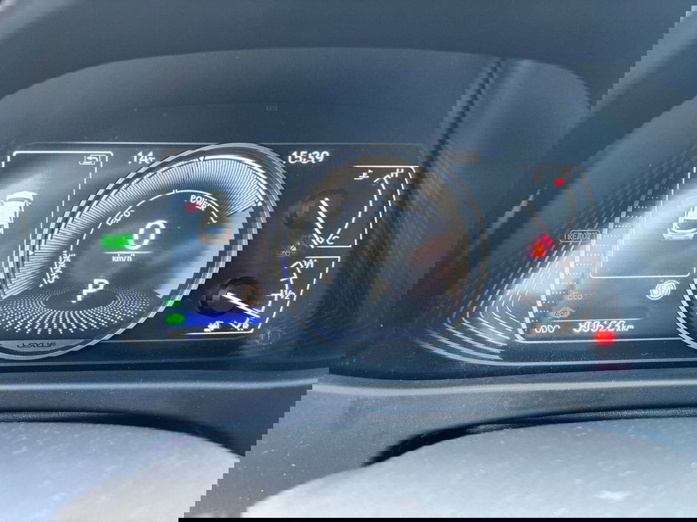 Lexus UX usata a Modena (9)