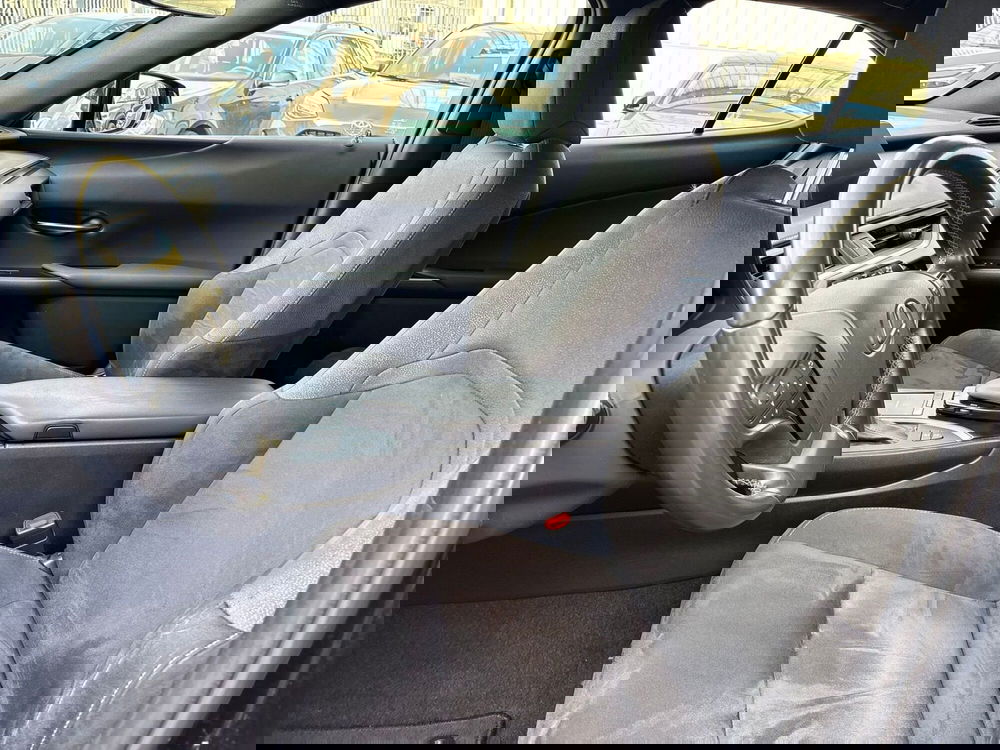 Lexus UX usata a Modena (13)