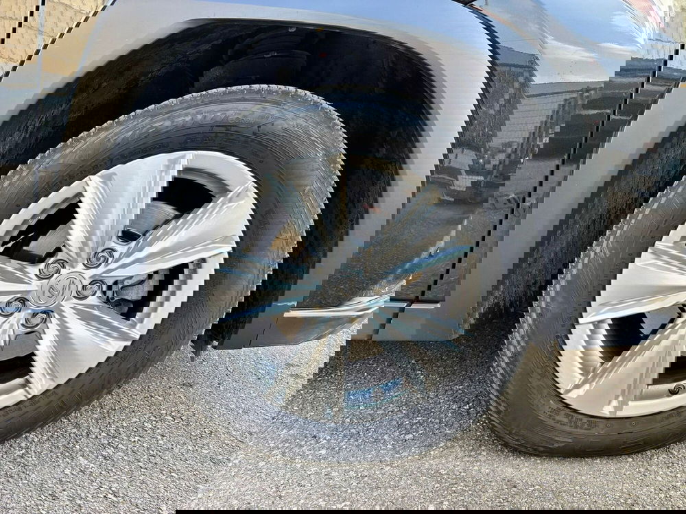 Lexus UX usata a Modena (15)