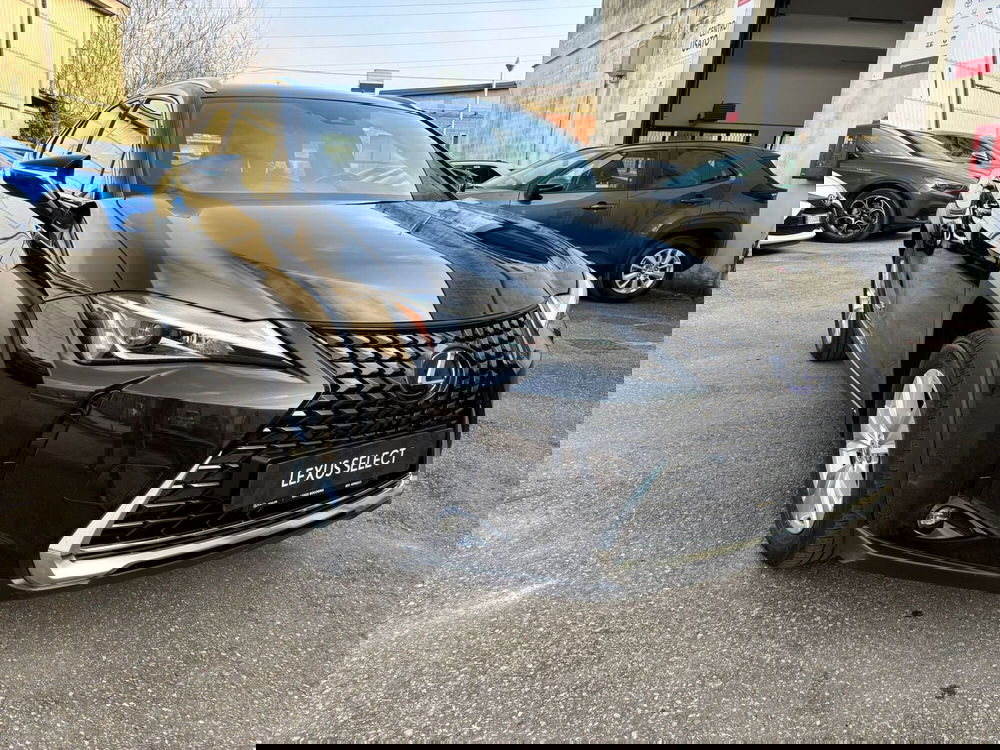 Lexus UX usata a Modena (3)