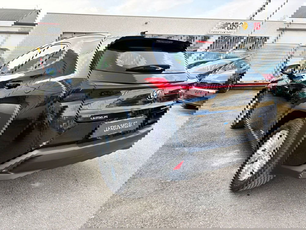 Lexus UX usata a Modena (8)