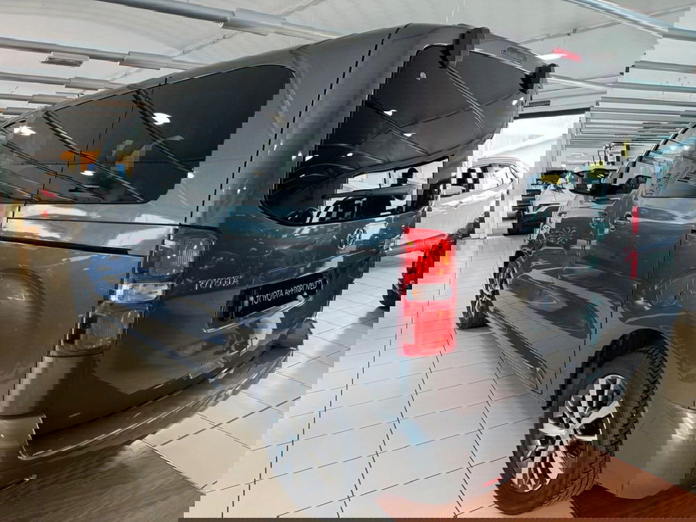 Toyota Proace Verso usata a Modena (8)