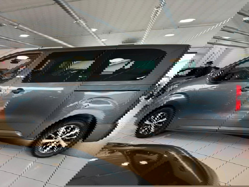 Toyota Proace Verso usata a Modena (9)