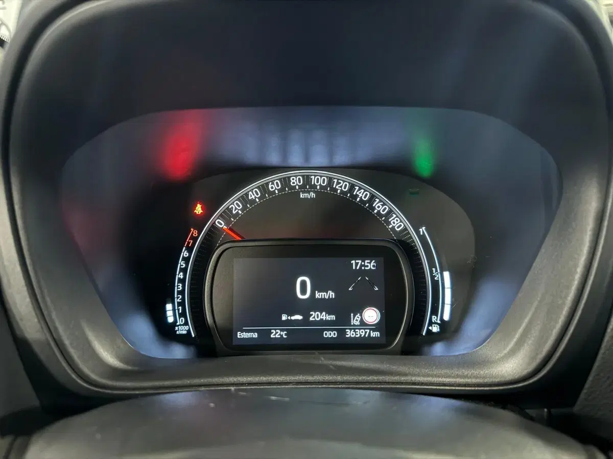 Toyota Aygo X usata a Modena (10)