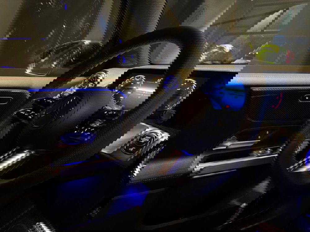 Mercedes-Benz GLB nuova a Pisa (6)