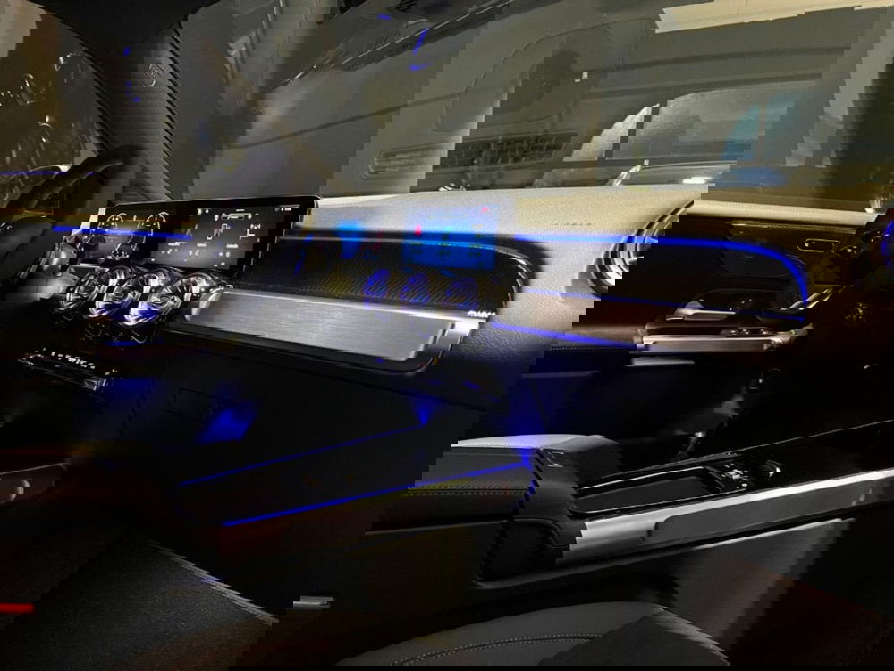 Mercedes-Benz GLB nuova a Pisa (8)